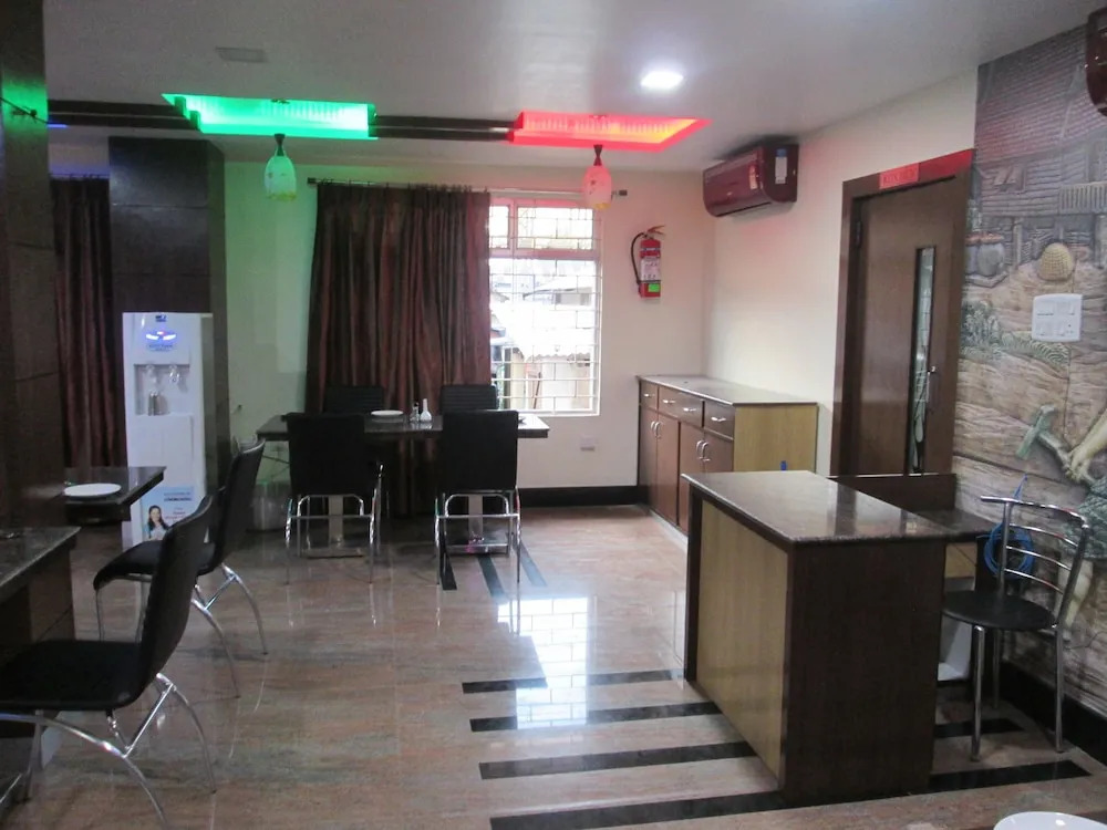 Hotel Barak Residency