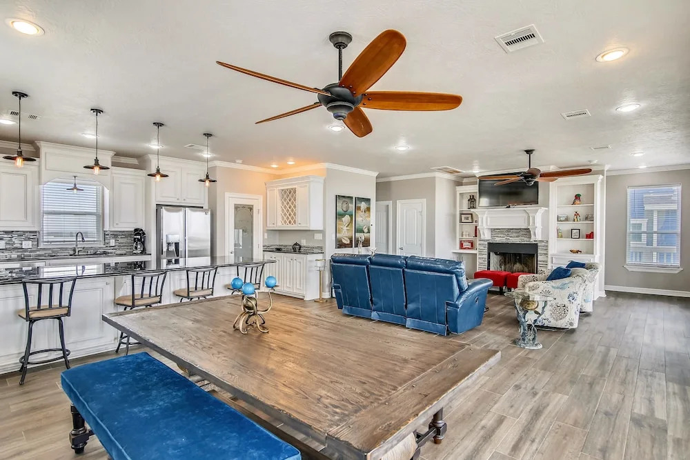 Enchanted Beachfront 3 Bedroom Home