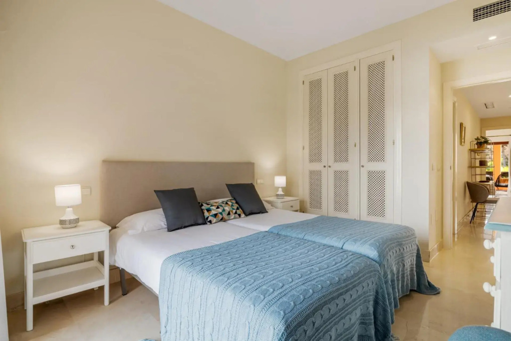 Apartamento de 2 dormitorios en Bahía de Alcántara