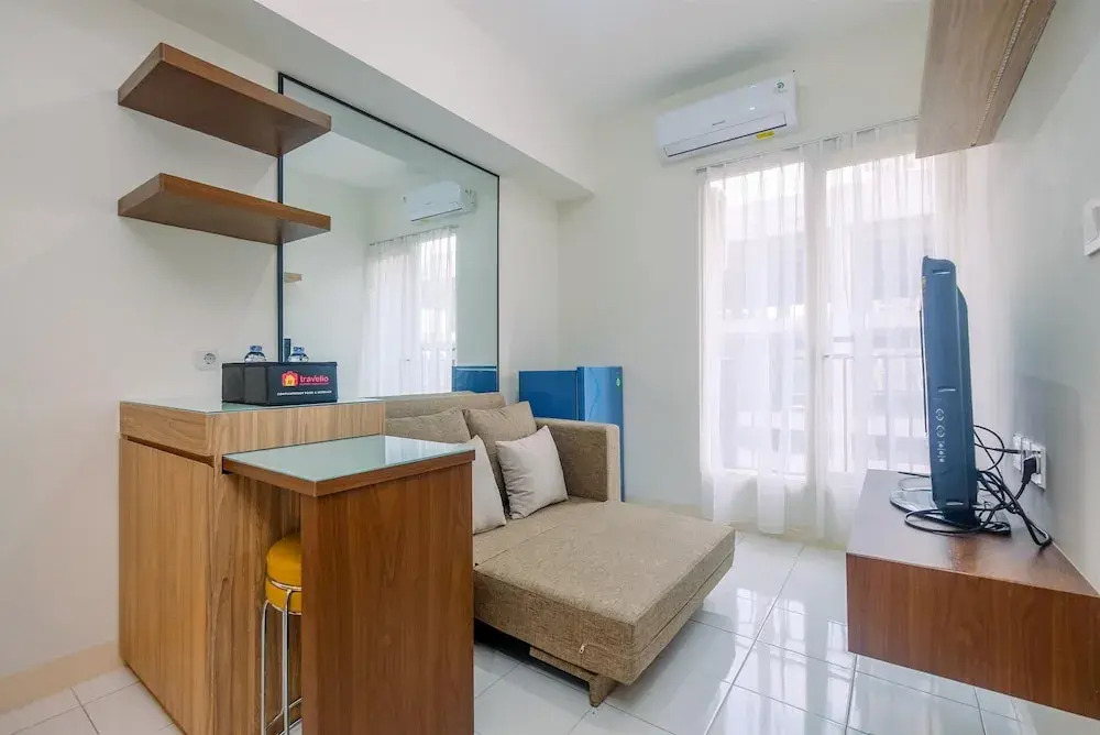 Comfortable 2BR Apartment at Podomoro Golf View