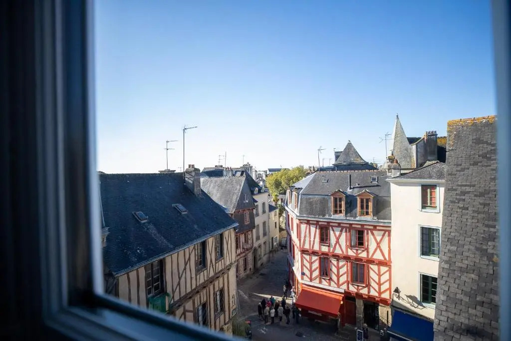 SAINT-GEORGES, splendide T3 centre historique de Vannes