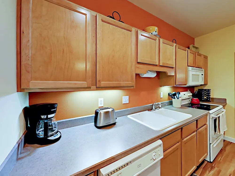 56856 Enterprise Dr Condo Unit I6