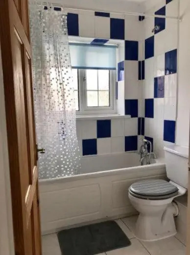 Windsor - Classic 3 bedroom Windsor Townhouse