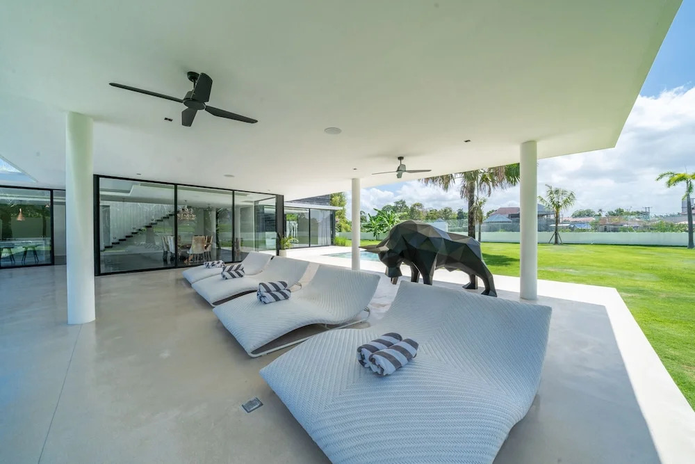 Villa BullHouse