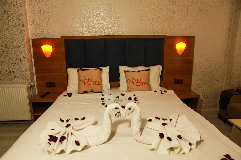Van Hotel