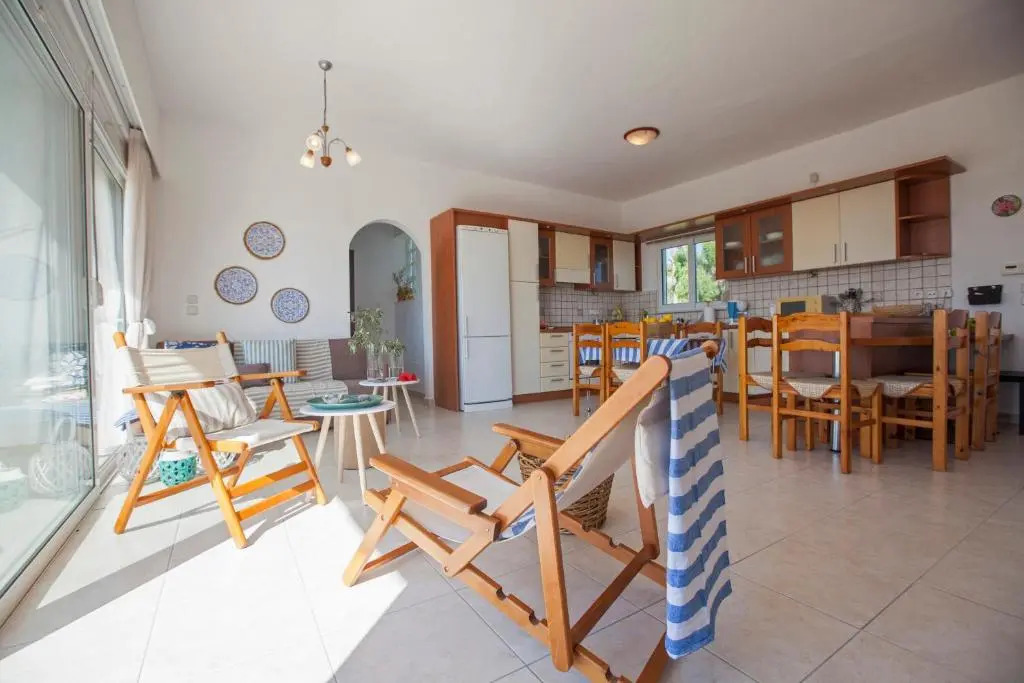 Kamiros Apartment