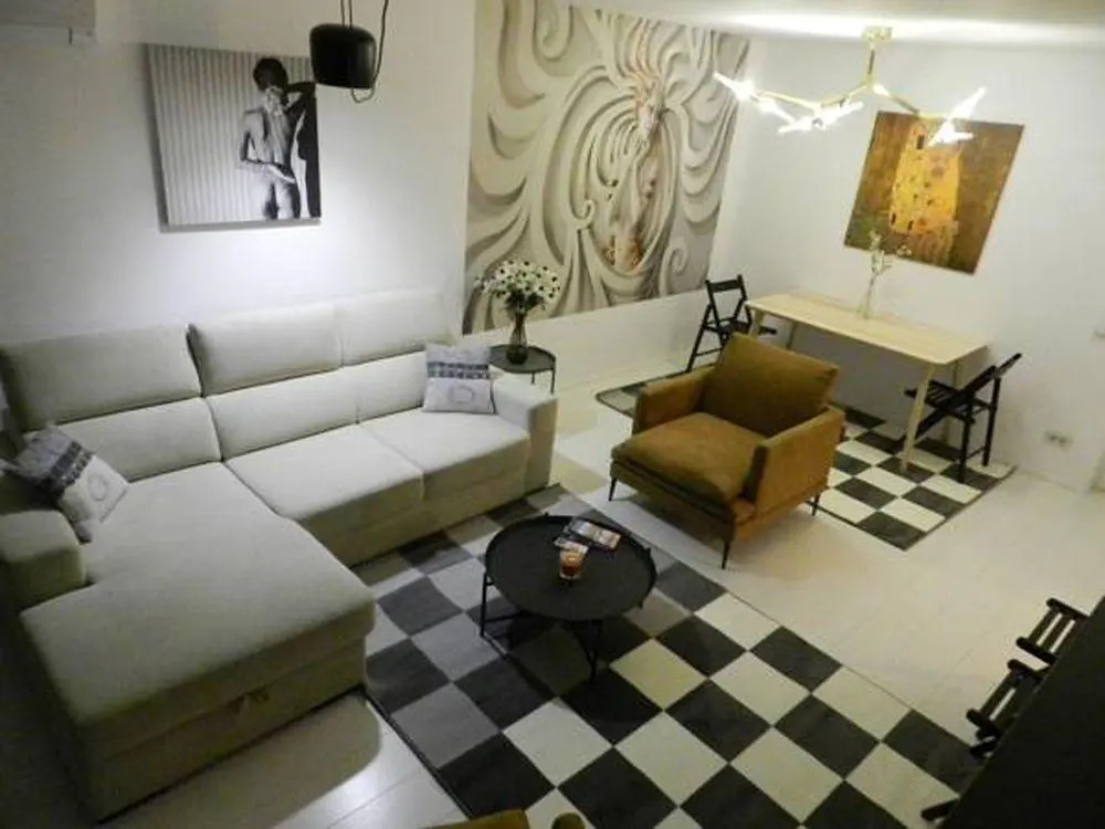 Palace Luxury Apartment