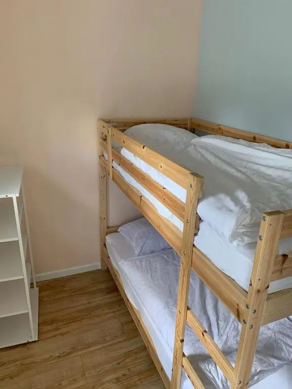 The Bee - Trekkershuts & Apartment