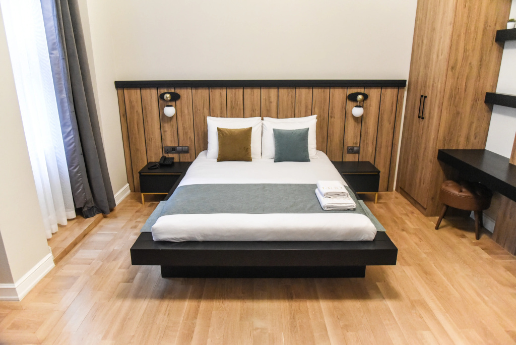 LUXIR HOTEL