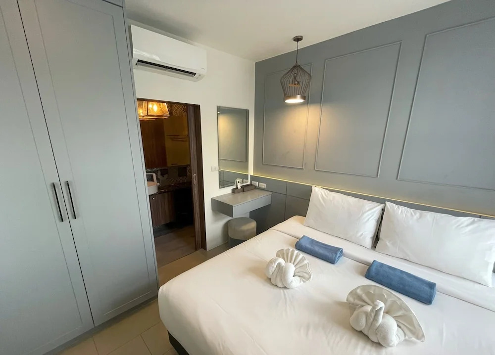 Apartment at Palmyrah Surin by Lofty