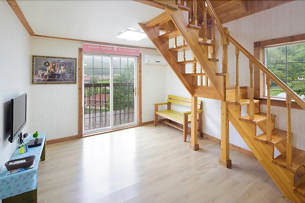 Jecheon Wood Nest Pension