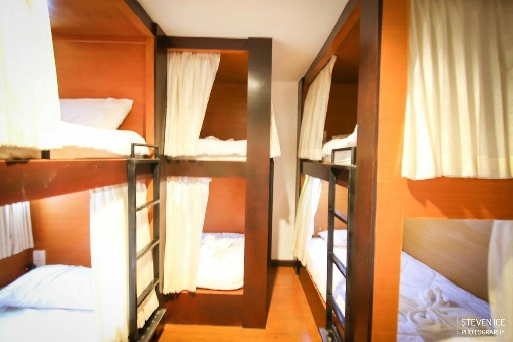 OneNightZleep Hostel