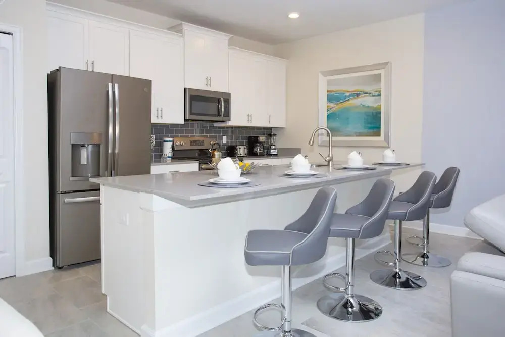 New 4 bdrms home at Champions Gate