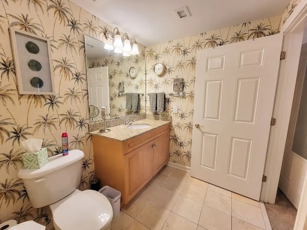 2307 Royale Palms 3 Bedroom Condo
