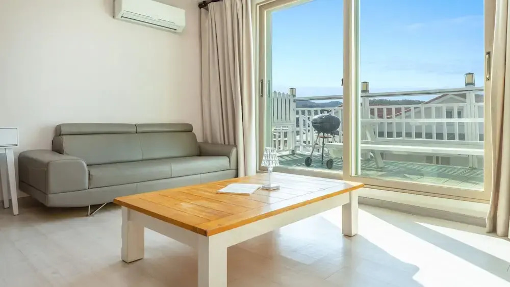 Yeosu Grace Family Pension