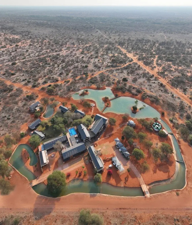 Naka Luxury Safari Lodge