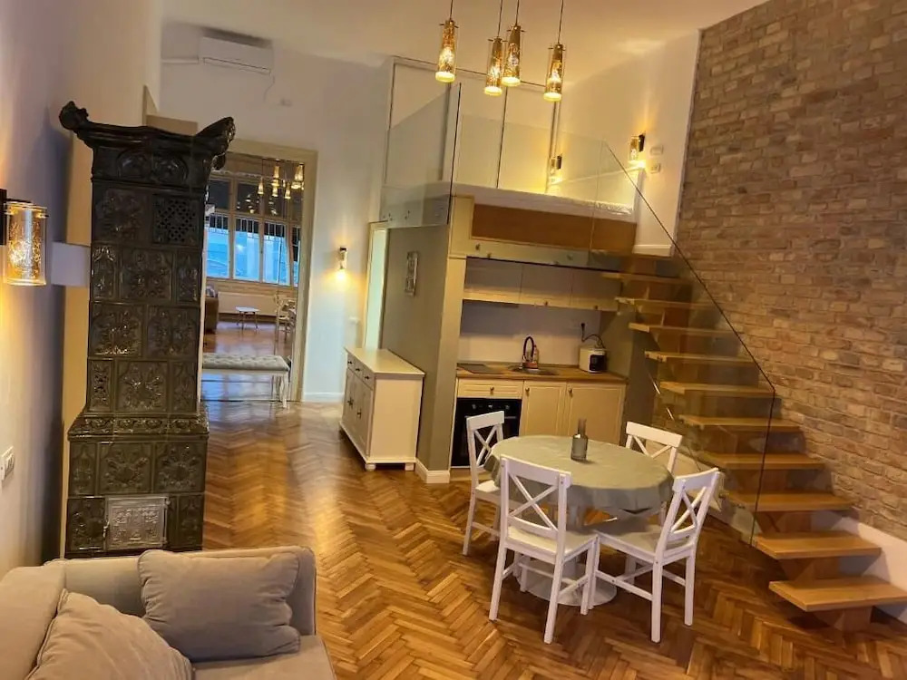 VISAJ Deluxe Downtown