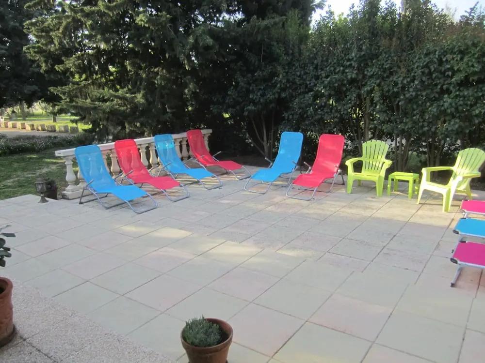 MAS MAURANE-Roulotte avec SPA privé