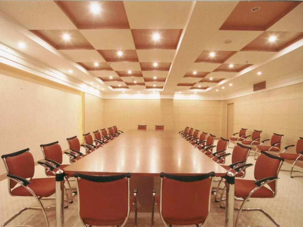 Yingshanhong Hotel