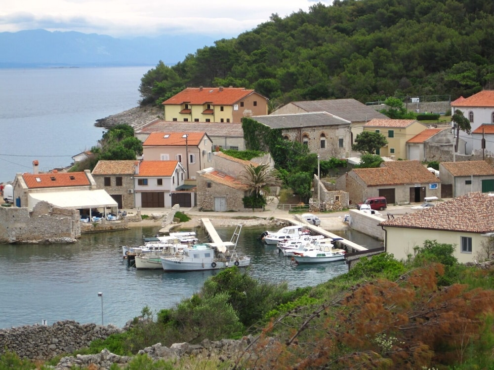 Apartments Nada