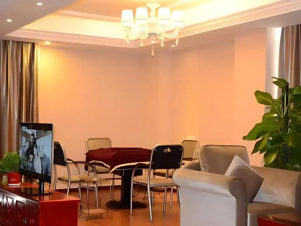 Vienna Hotel Chongqing Changshengqiao Subway Station Branch