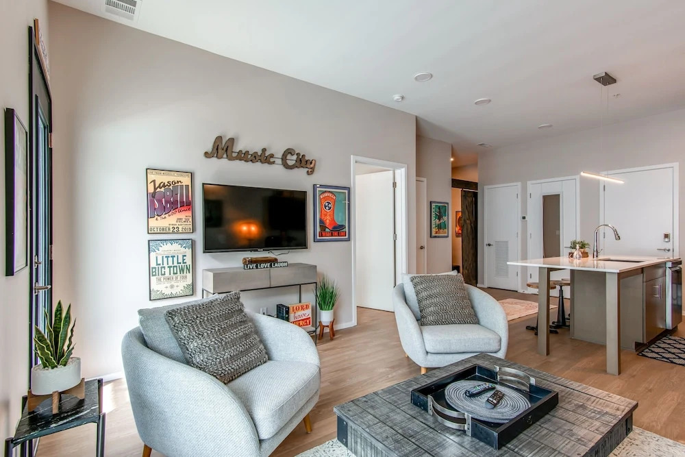 Illume Music City Suite Corner Unit 1 Bedroom Condo