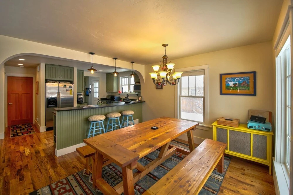 Bozeman - Cozy Downtown Hideaway