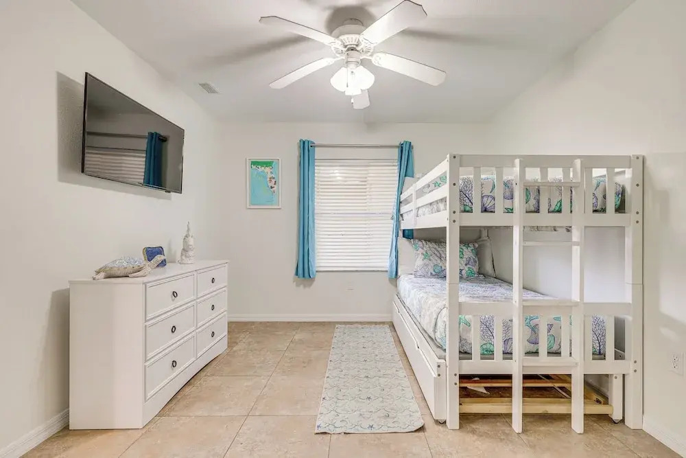 Walk to Shore: 5th-floor Condo in New Smyrna Beach
