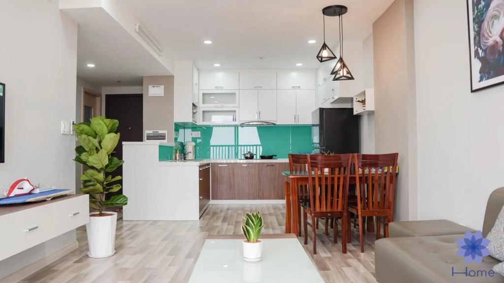 HOME, Apartments for rent in Orchard Park View building w/Free Gym&Pool