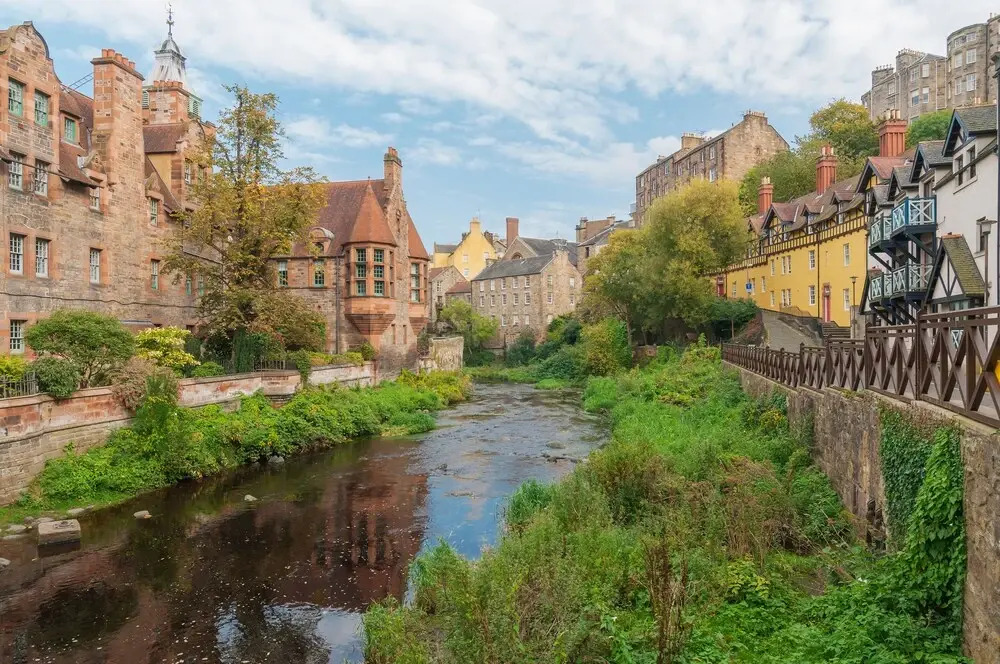 Dean Village with private parking