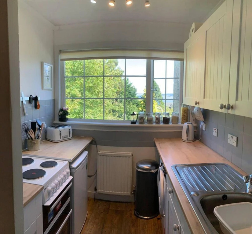 Cedarbank's - The Little Art House - dog Friendly