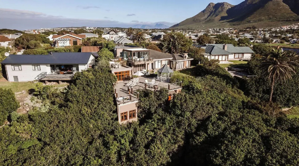 Kennedys Beach Villa