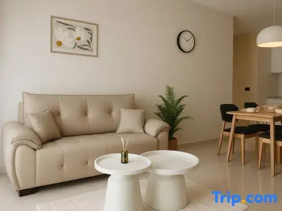 The M @ Medini Macrolink