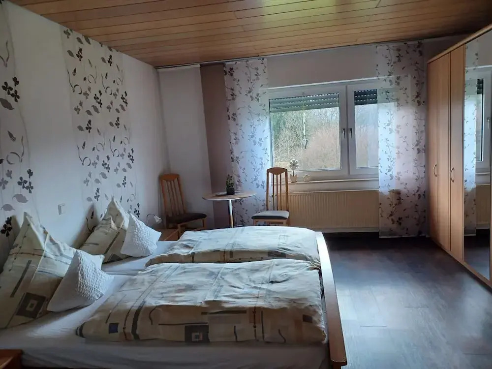 Cozy Apartment Near the Forest in Mark