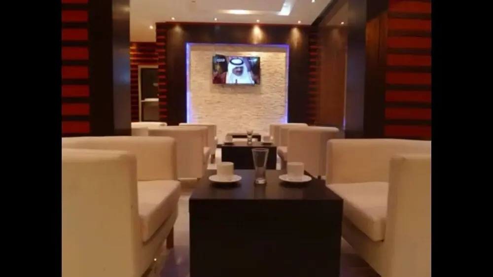 OYO 491 Rosa Plaza Hotel