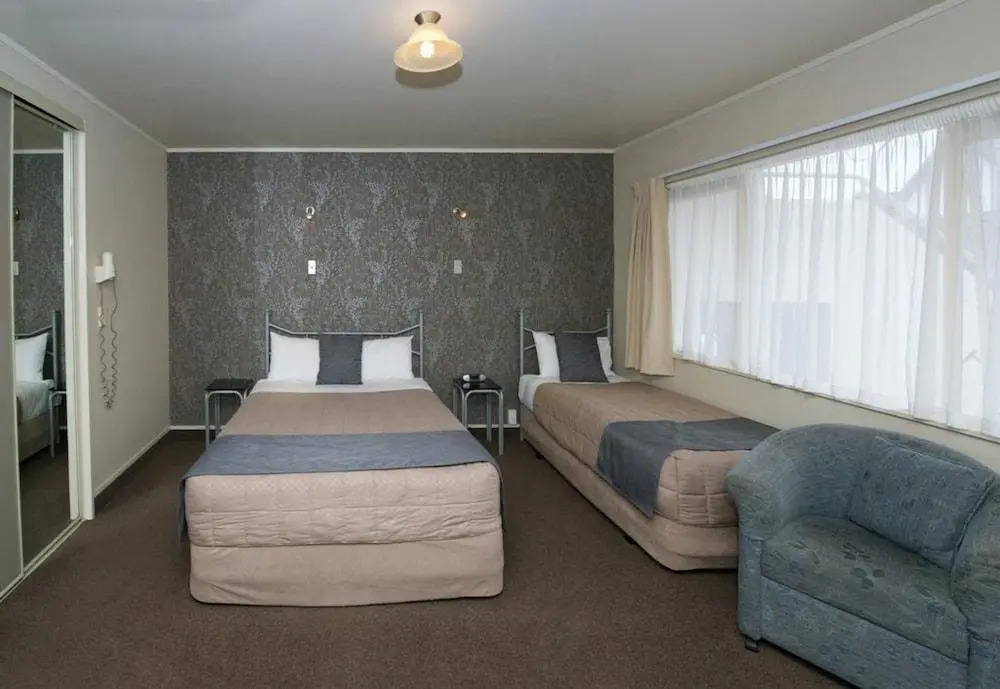 Geneva Motor Lodge