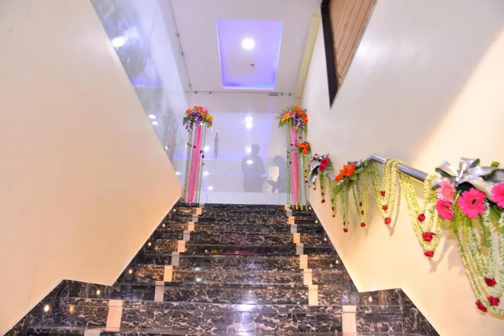 OYO 1015 Hotel Reliable Inn
