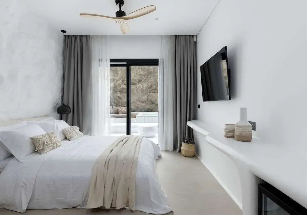 WhiteArt Suites