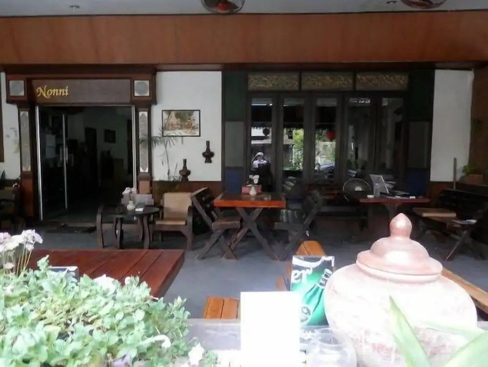 OYO 1052 Nonni Guesthouse - Hostel