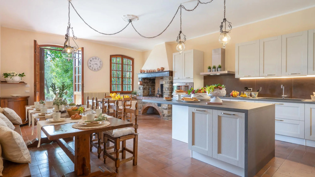 Villa Fiorentini 10, Emma Villas