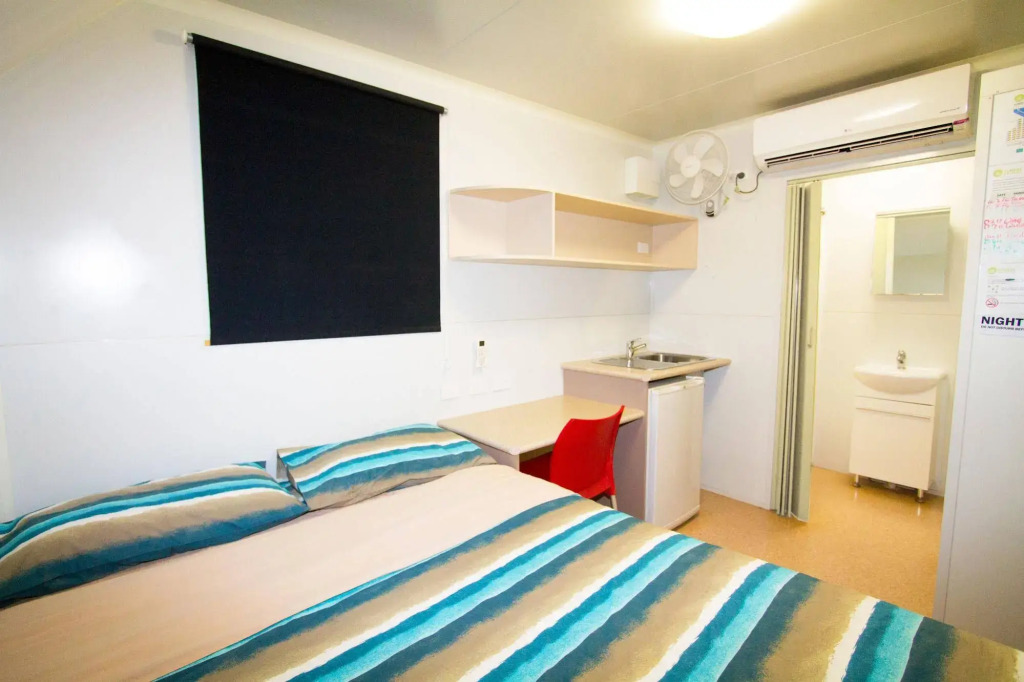 AAOK Lakes Resort and Caravan Park