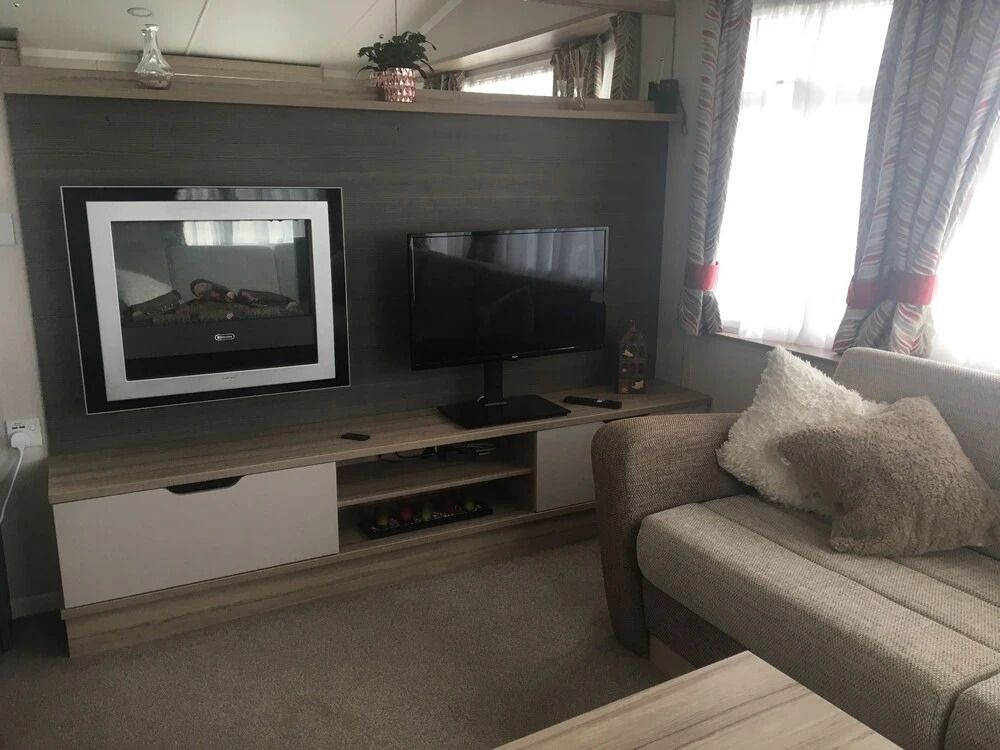 A Lovely Caravan on Quiet Site at Westward Ho!