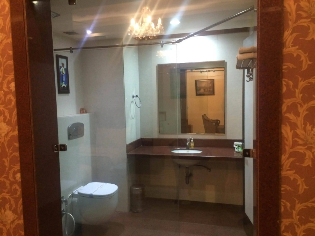 Hotel Leela Grande