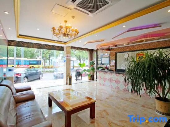 Super 8 Hotel (Shanghai Outlet Lushen Road)