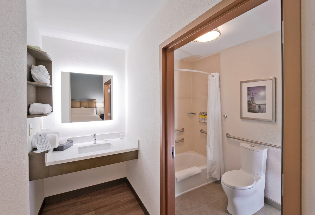 Candlewood Suites Baltimore - Inner Harbor by IHG