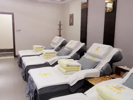 Panzhihua Sunshine Enjoy Hotel