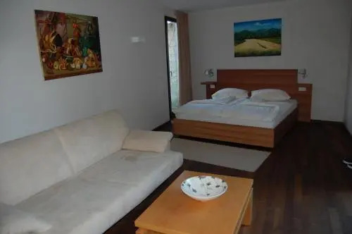 Hotel Rakar