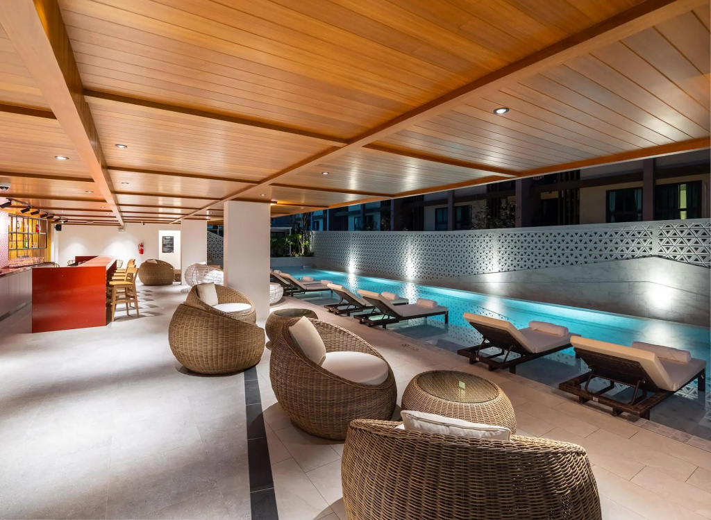 Travelodge Phuket Town