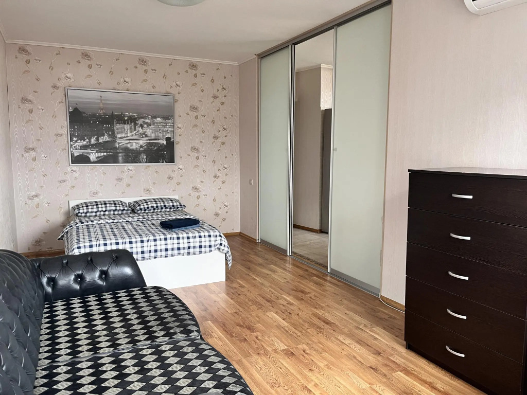 BestFlat24 (БэстФлэт24) на улице Рождественская 7