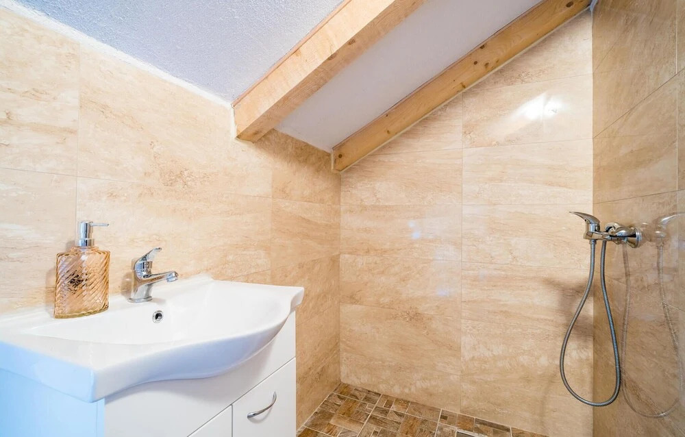 Amazing Home in Gruda With Outdoor Swimming Pool, Wifi and 2 Bedrooms